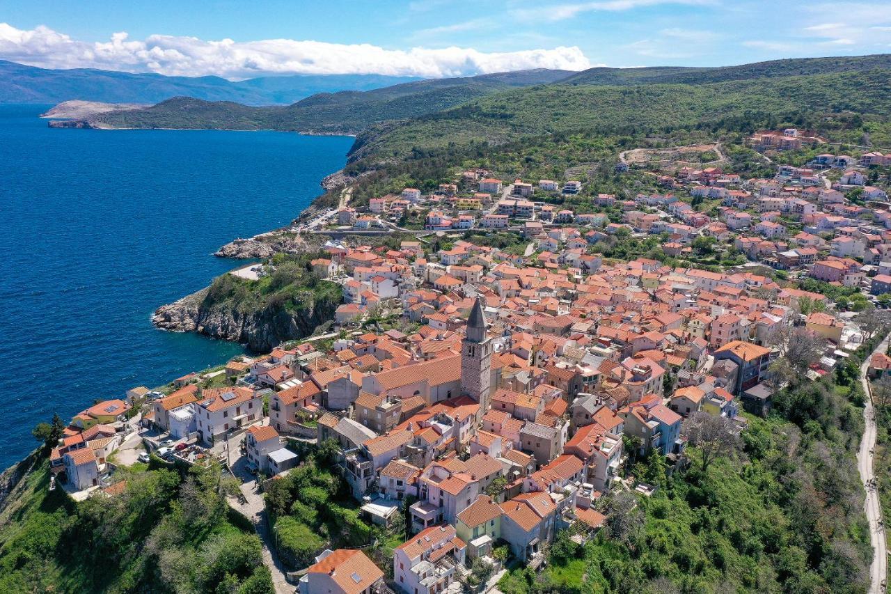 Moro Vrbnik Lägenhet Exteriör bild